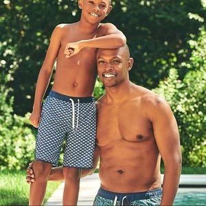 Fair Harbor boys Anchor swim trunks bathing suit size small EUC